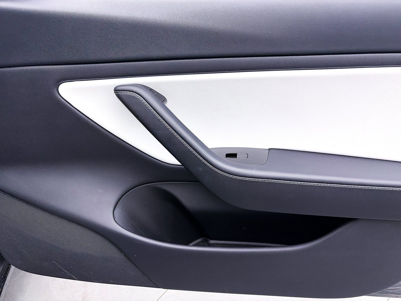 Used 2020 Tesla Model 3 Performance image 27