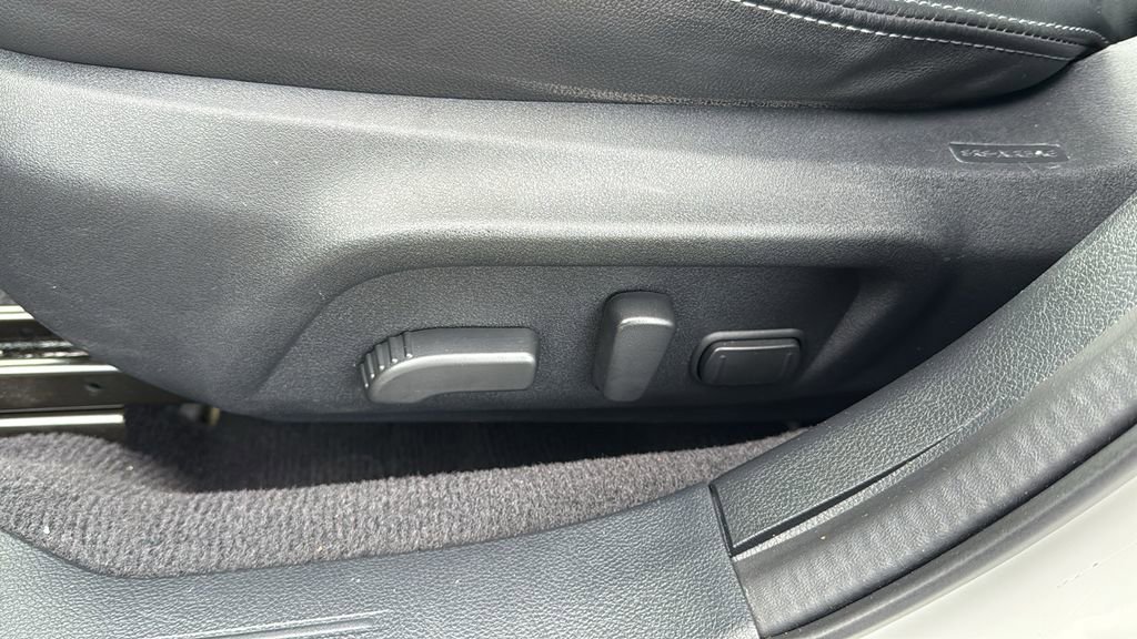 Used 2019 Subaru Outback 3.6R Limited image 13