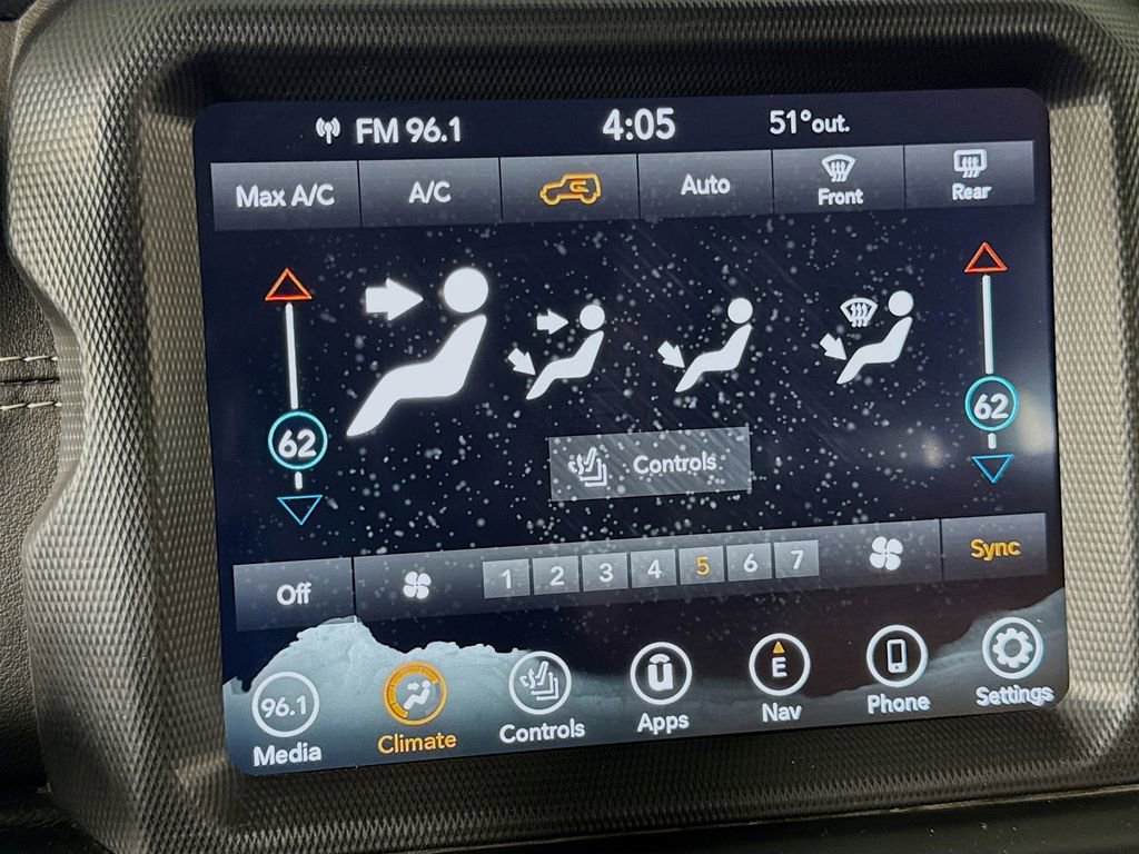 Used 2023 Jeep Wrangler Unlimited Sahara w/ Cold Weather Group AWD/4WD image 37