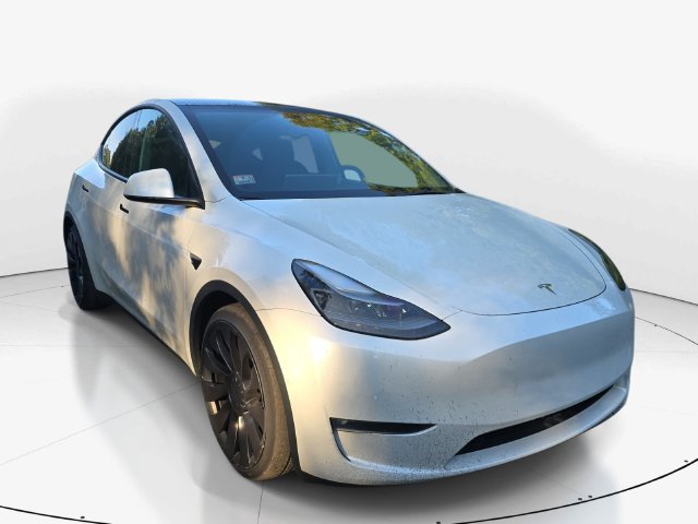 Used 2022 Tesla Model Y Performance AWD/4WD image 3