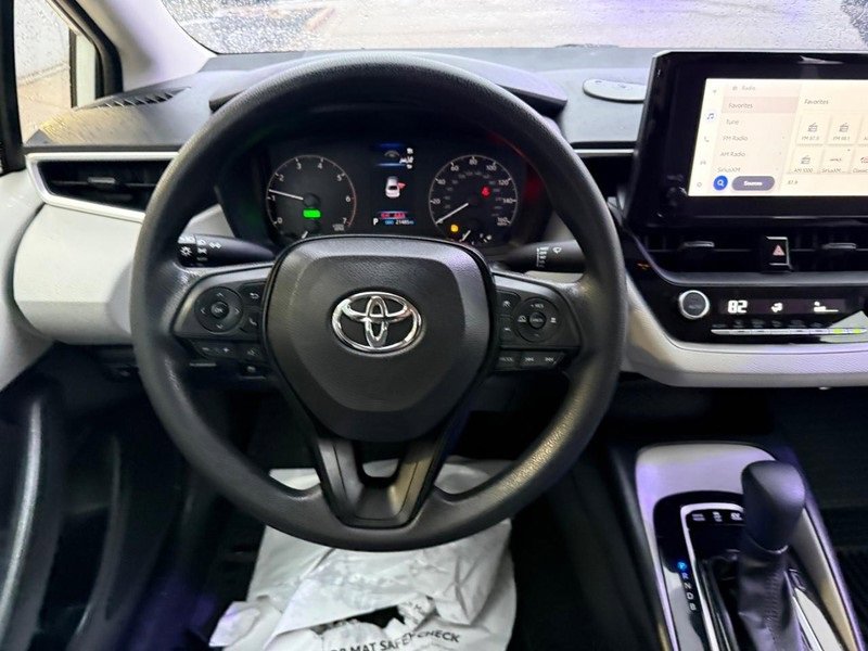 Used 2023 Toyota Corolla LE w/ LE Premium Package image 14