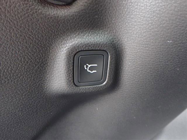 New 2026 Jeep Compass Latitude image 9