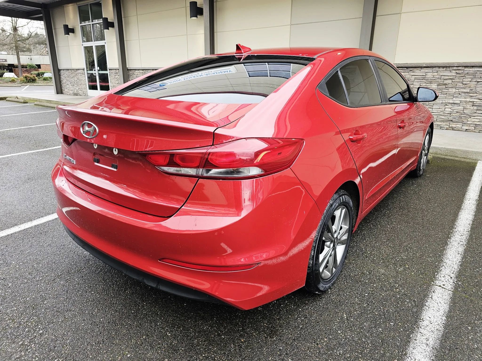 Used 2017 Hyundai Elantra Value Edition w/ Cargo Package image 4