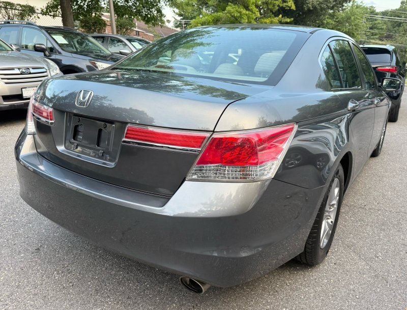 Used 2012 Honda Accord LX image 7