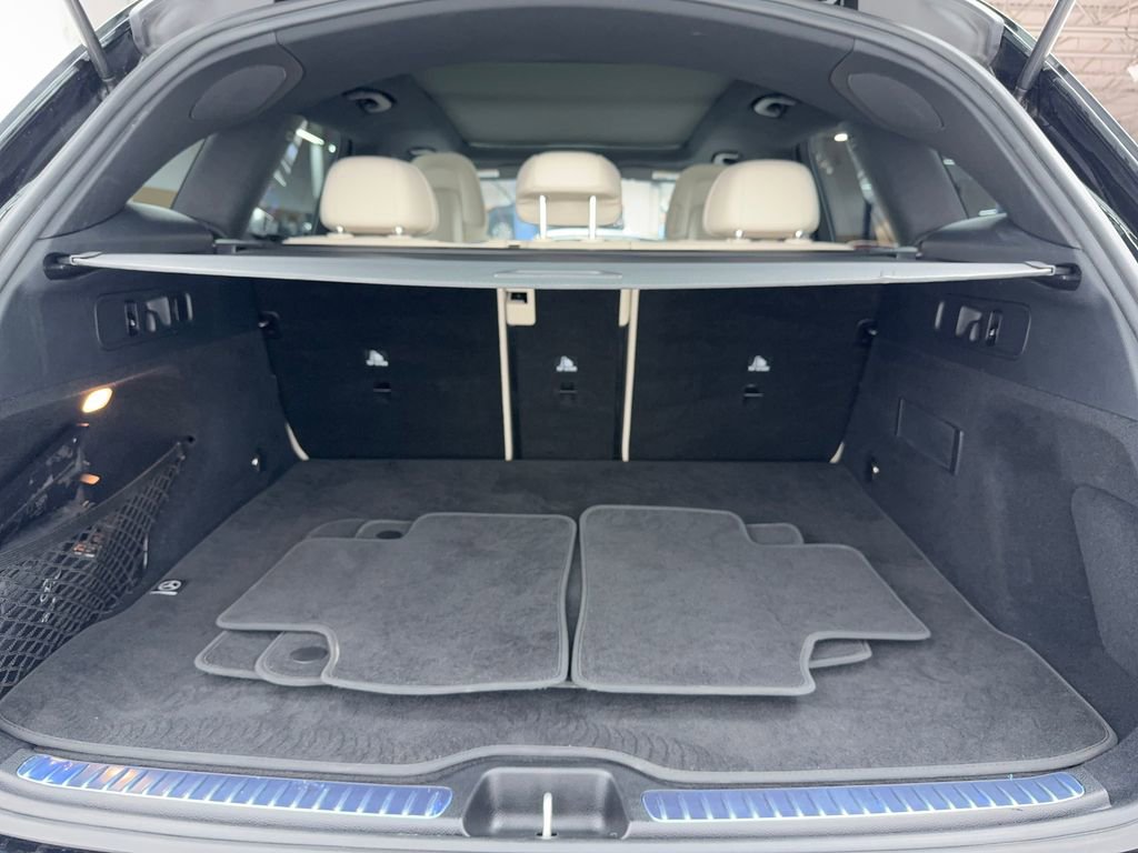 Used 2024 Mercedes-Benz GLC 300 image 17