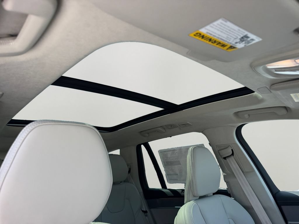 New 2026 Volvo XC90 B6 Ultra w/ Lounge Package AWD/4WD image 5