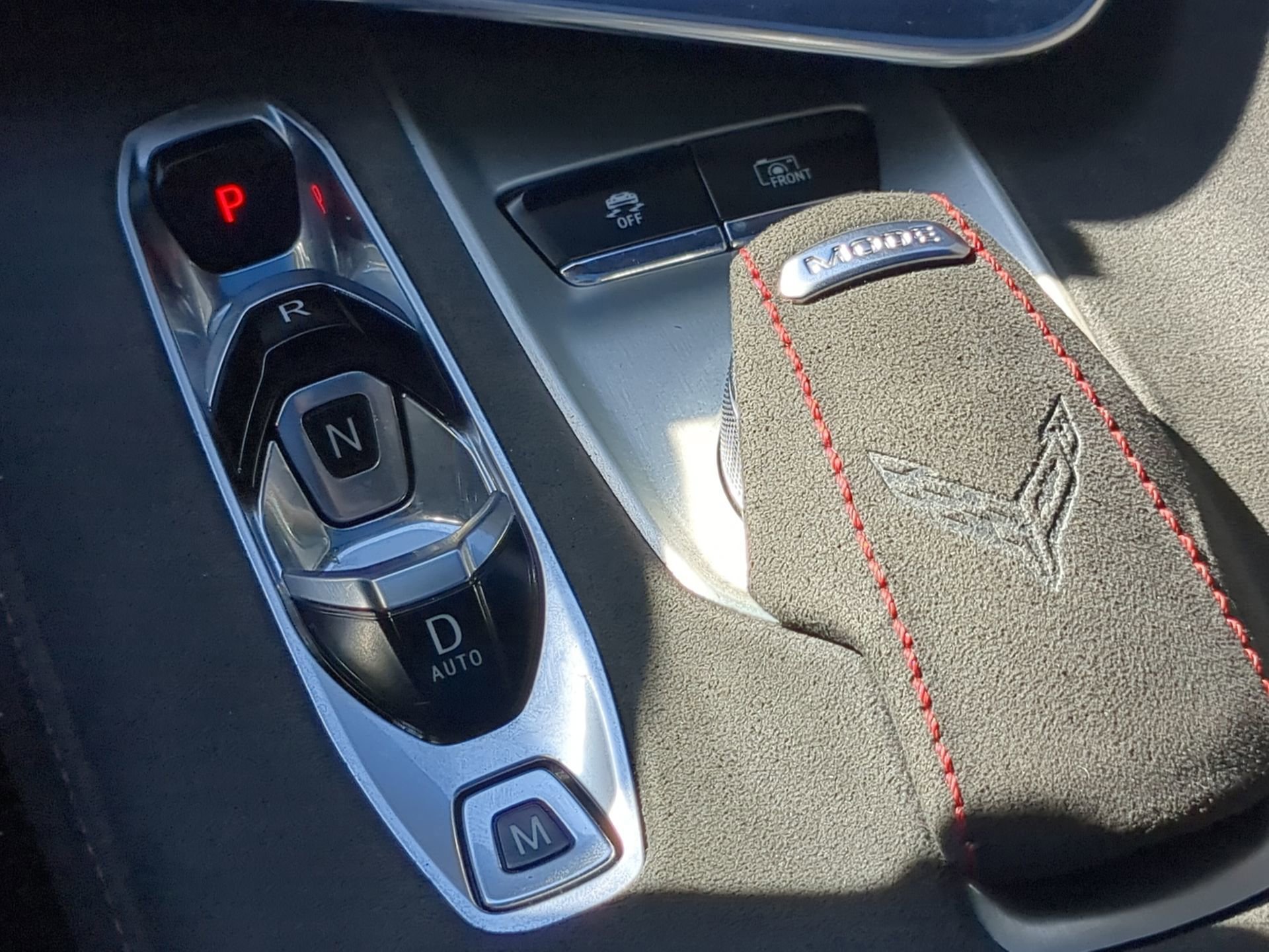 Used 2022 Chevrolet Corvette Stingray Premium Cpe w/ Z51 Performance Package image 53