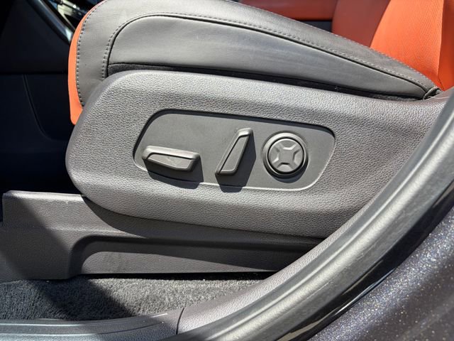 Used 2024 Kia Carnival SX image 6