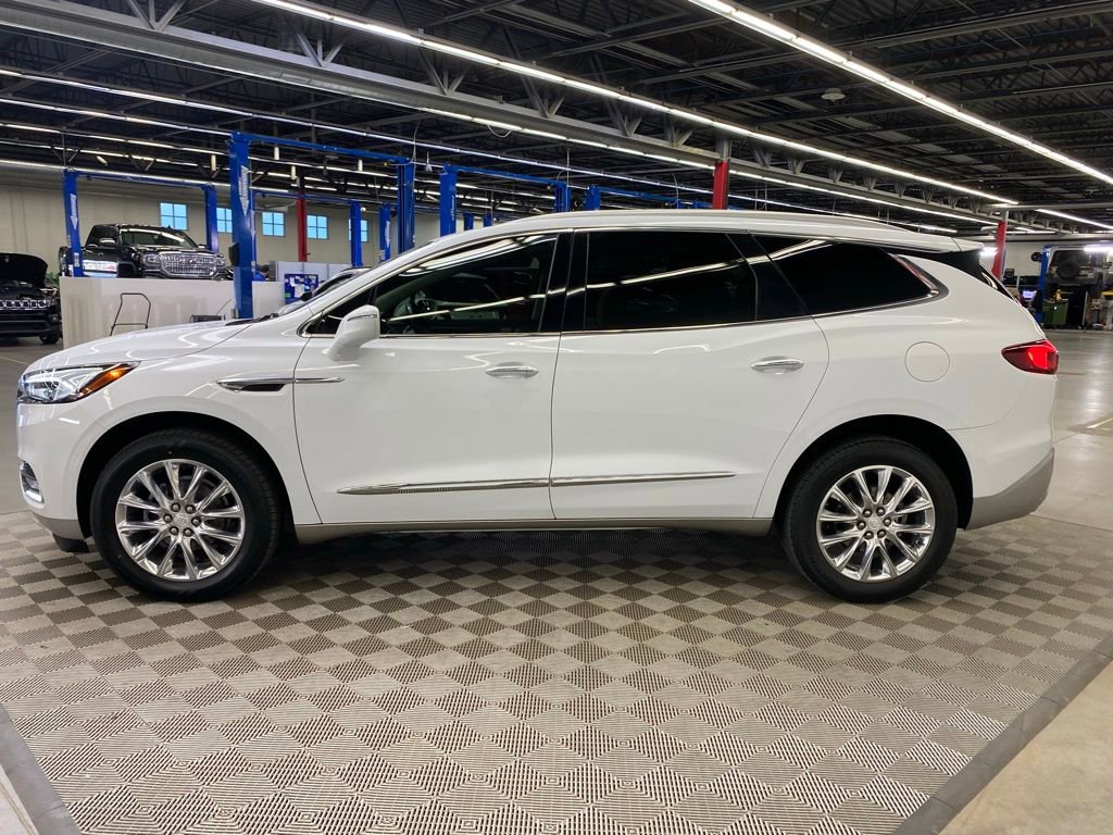 Used 2020 Buick Enclave Essence w/ Trailering Package, 5000 lbs. image 4