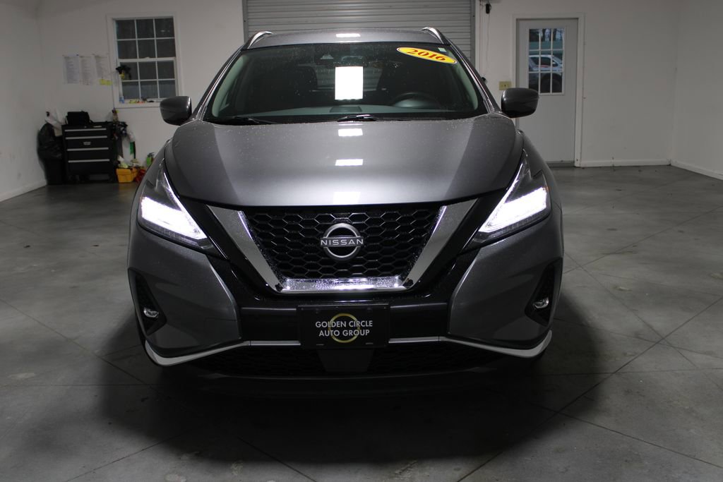 Used 2023 Nissan Murano SV image 48
