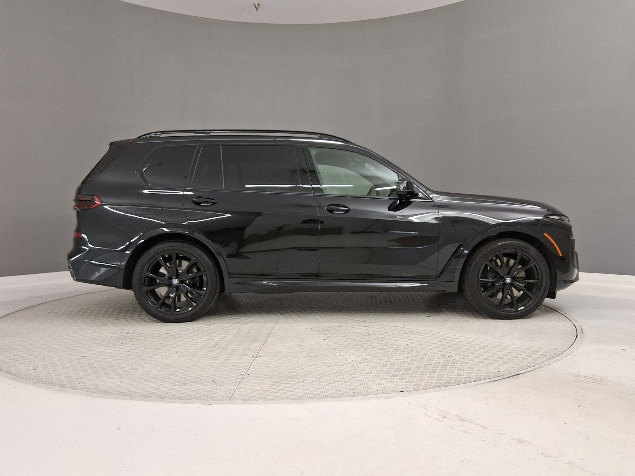 Used 2026 BMW X7 M60i AWD/4WD image 6