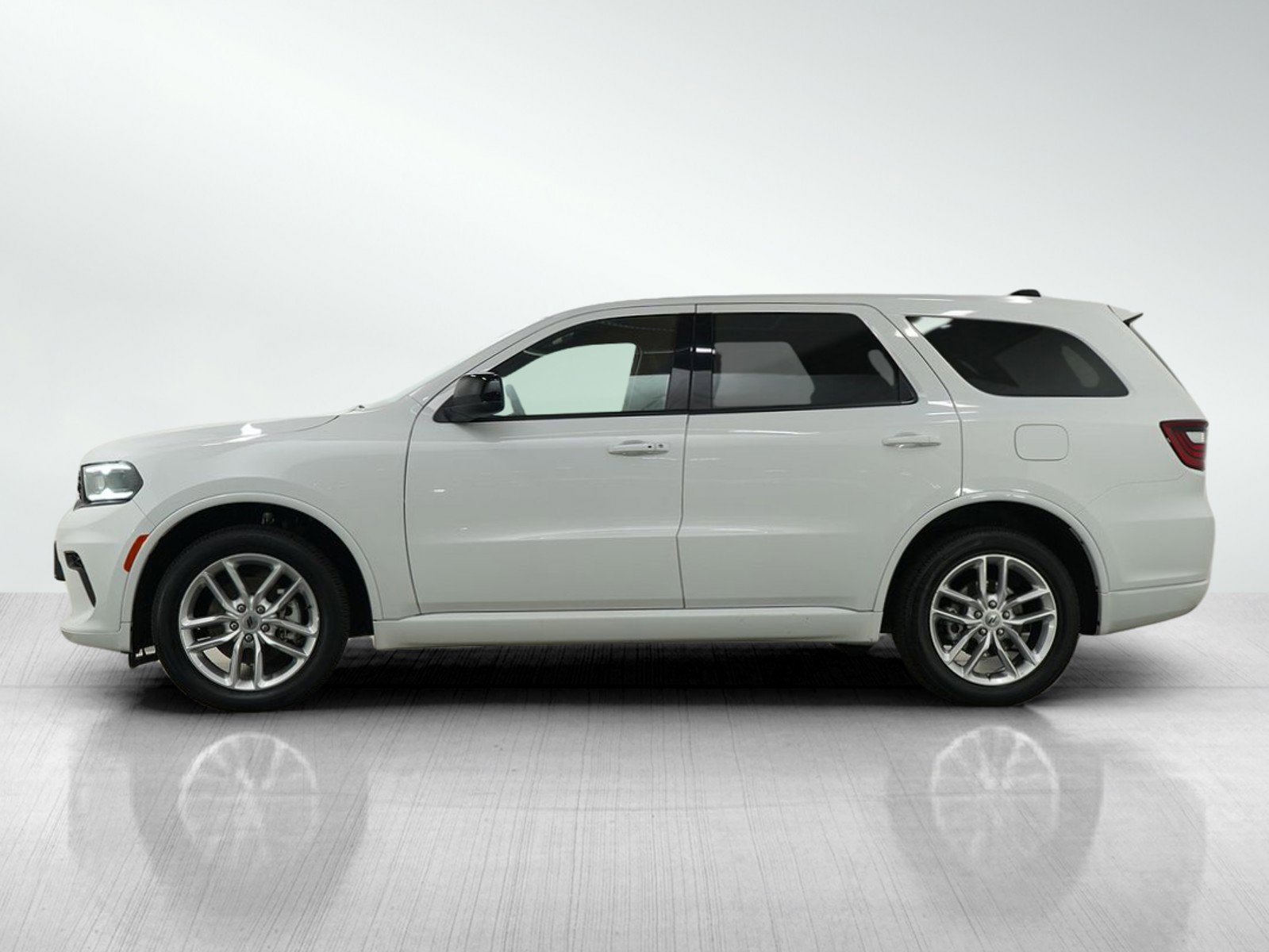 Used 2024 Dodge Durango GT image 2