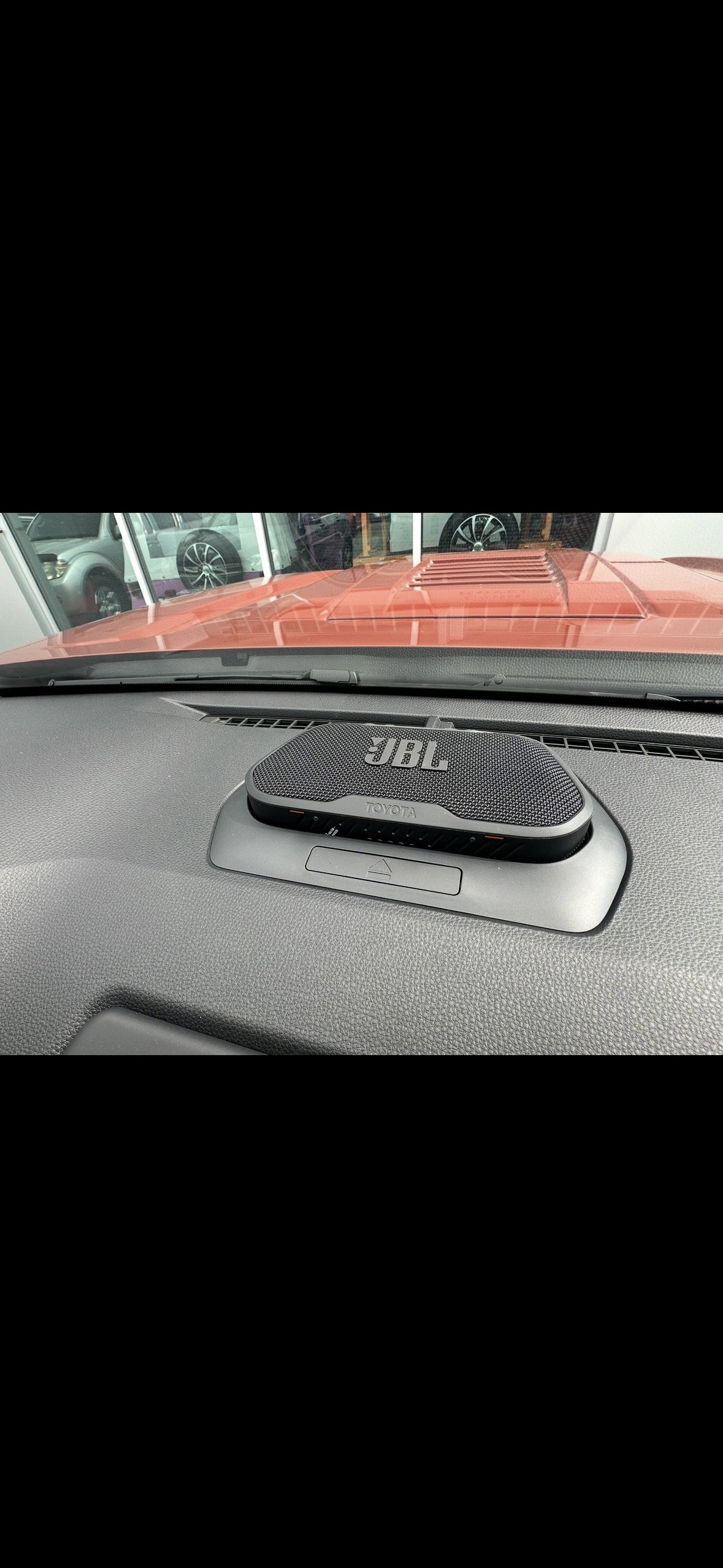 Used 2025 Toyota Tacoma TRD Sport image 18