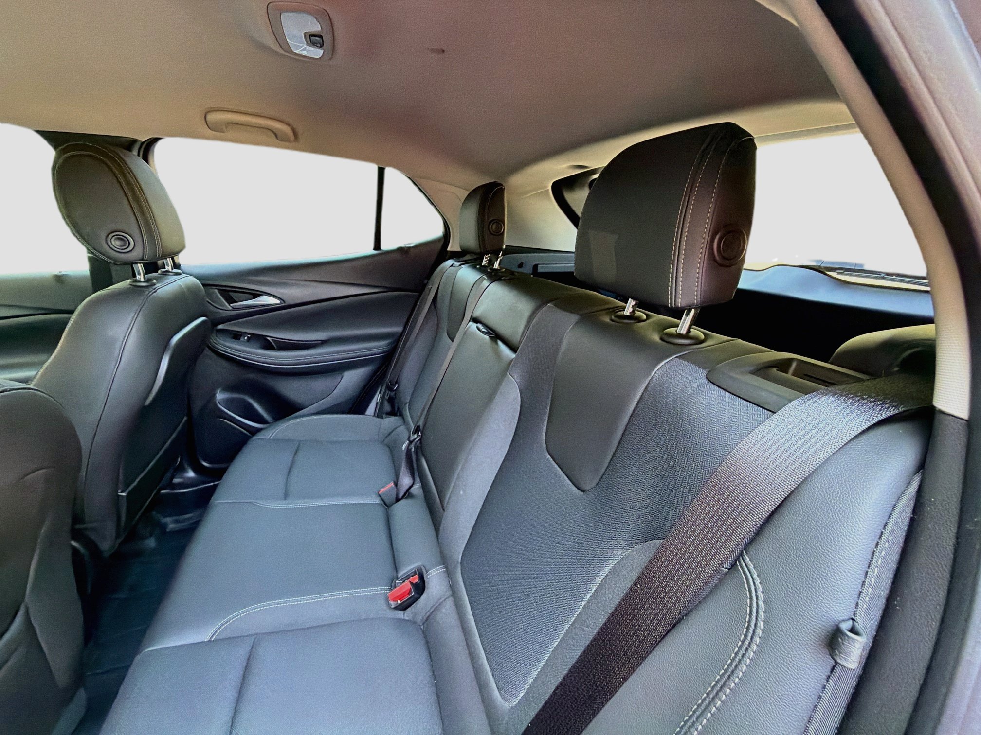Used 2024 Buick Encore GX Preferred w/ Comfort Package FWD image 21