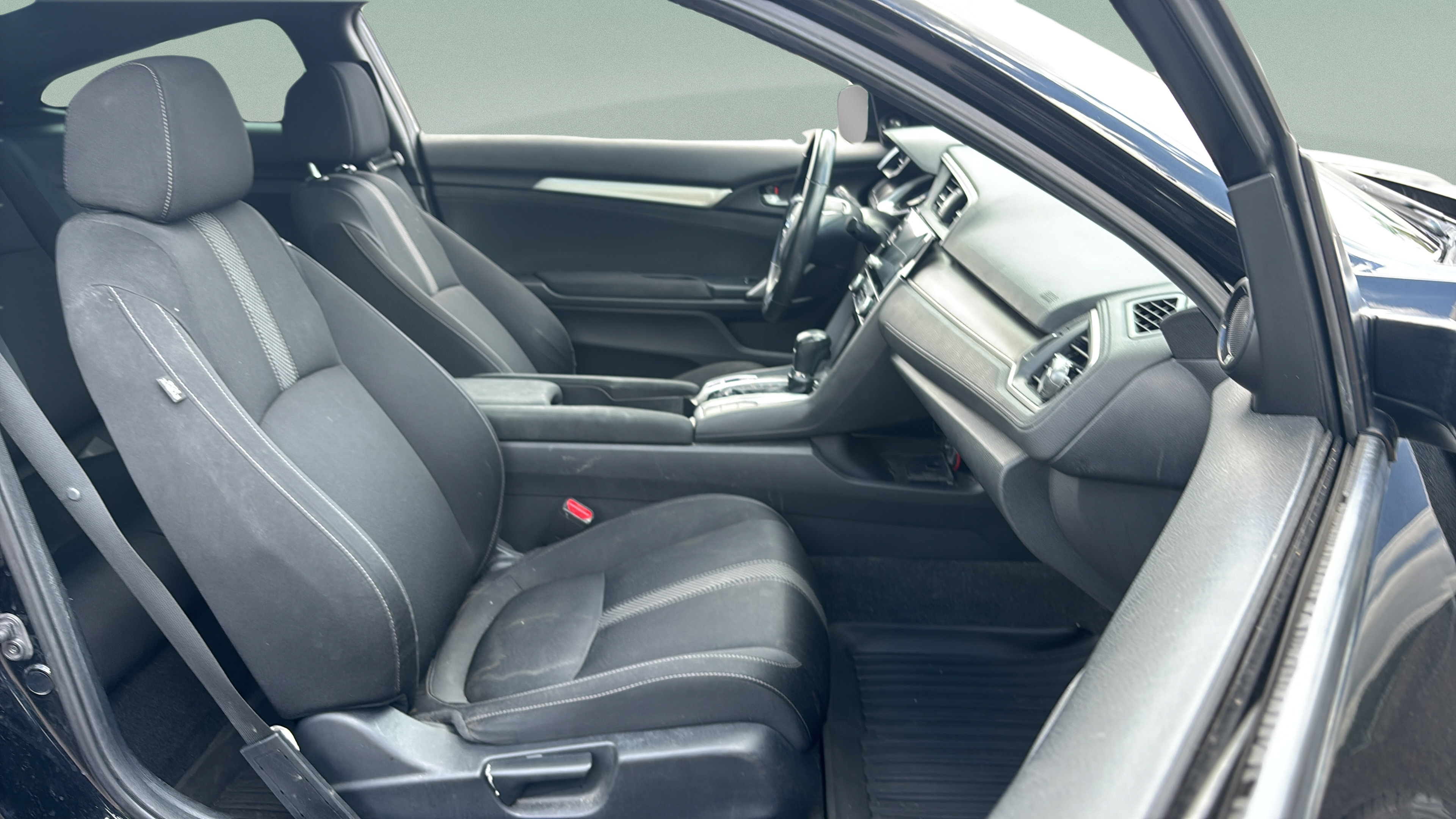 Certified 2019 Honda Civic EX image 15
