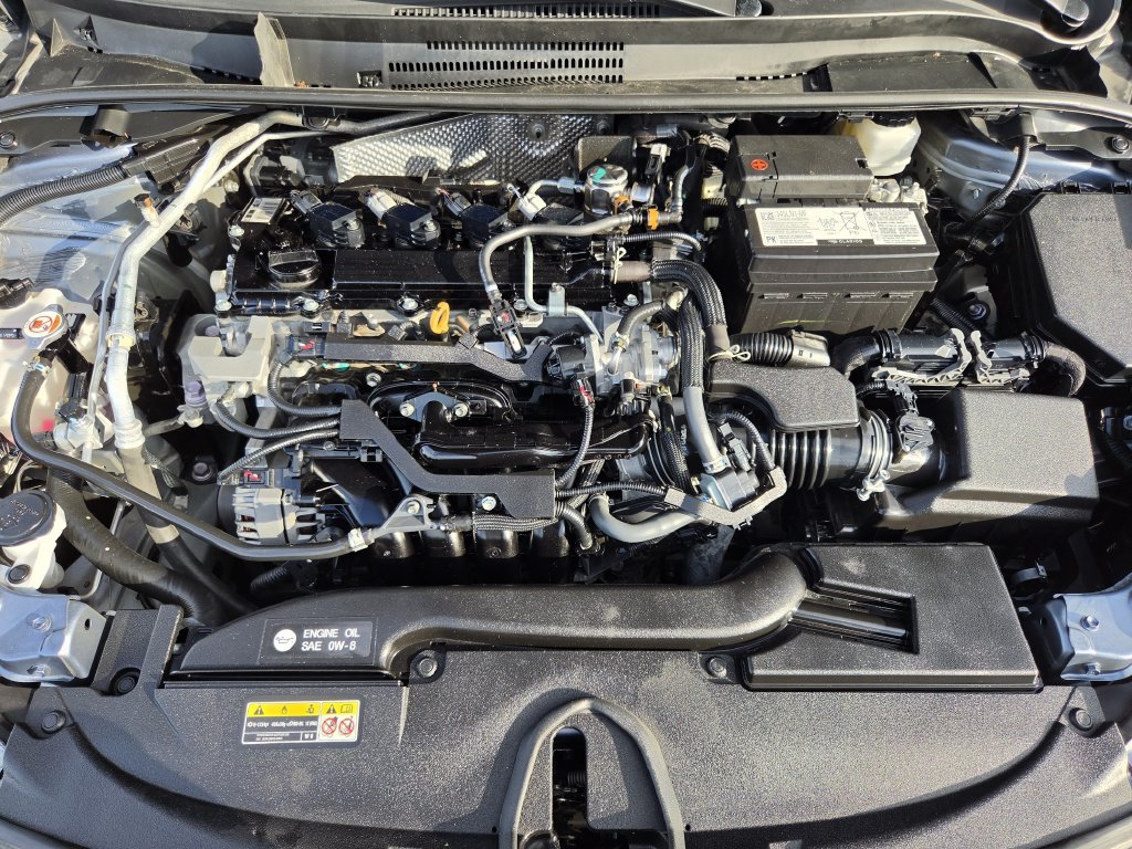 Used 2024 Toyota Corolla LE FWD image 29
