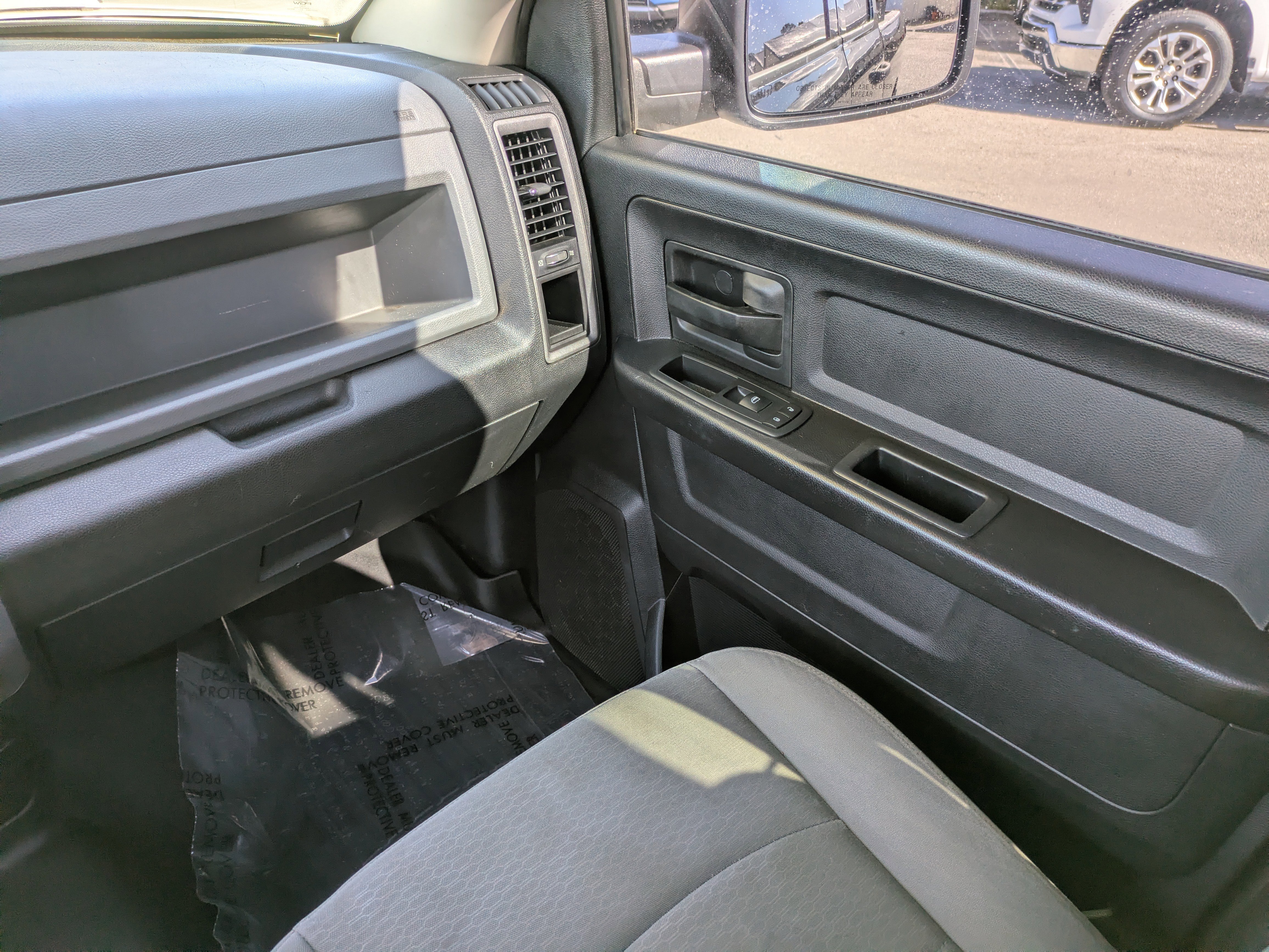 Used 2016 RAM 1500 Express w/ Black Ram 1500 Express Group image 17