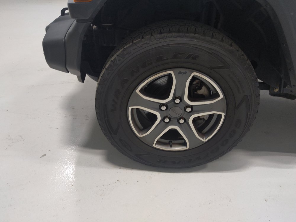 Used 2020 Jeep Wrangler Unlimited Sport S w/ Sun And Sound Package AWD/4WD image 31