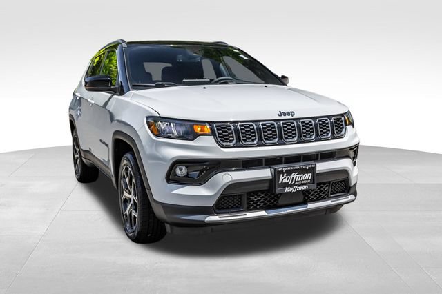 Used 2024 Jeep Compass Limited AWD/4WD image 2
