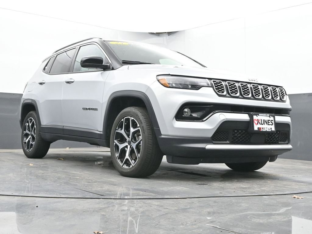 Used 2025 Jeep Compass Limited AWD/4WD image 47
