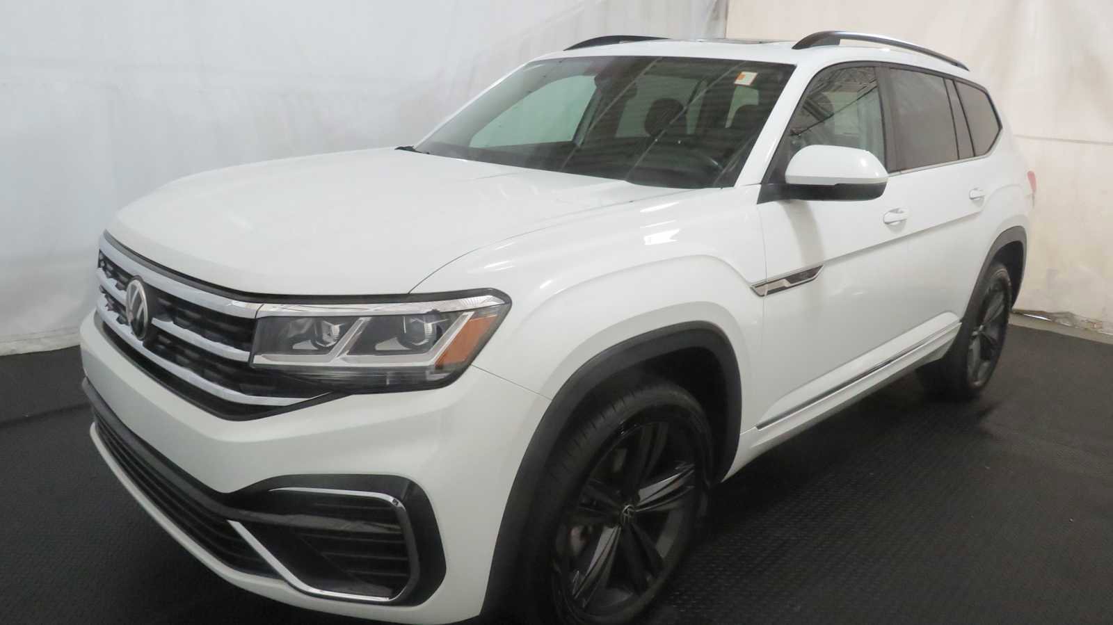 Used 2021 Volkswagen Atlas SE w/ Panoramic Sunroof Package