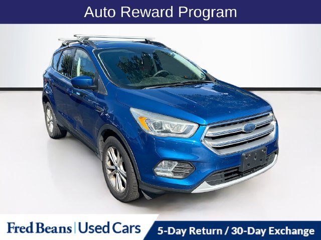 Used 2017 Ford Escape SE w/ Equipment Group 201A AWD/4WD image 1