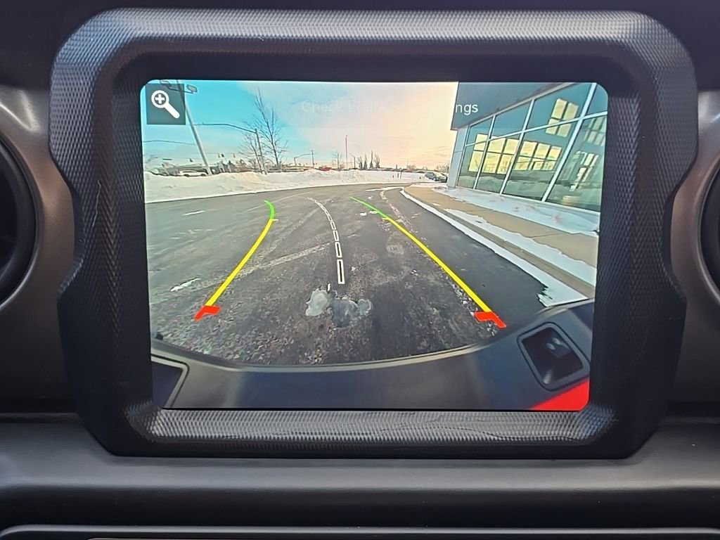 Used 2021 Jeep Gladiator Willys image 47