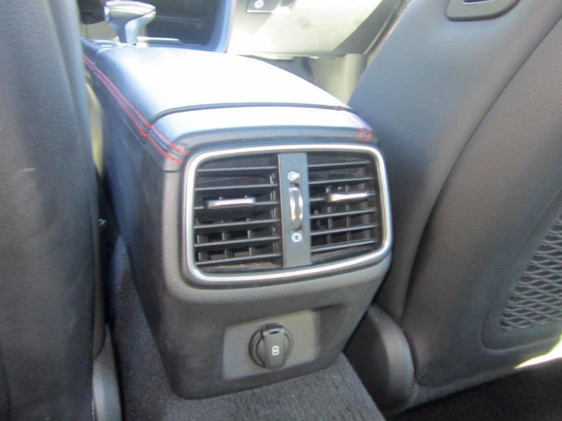 Used 2019 Genesis G70 3.3T Dynamic image 31