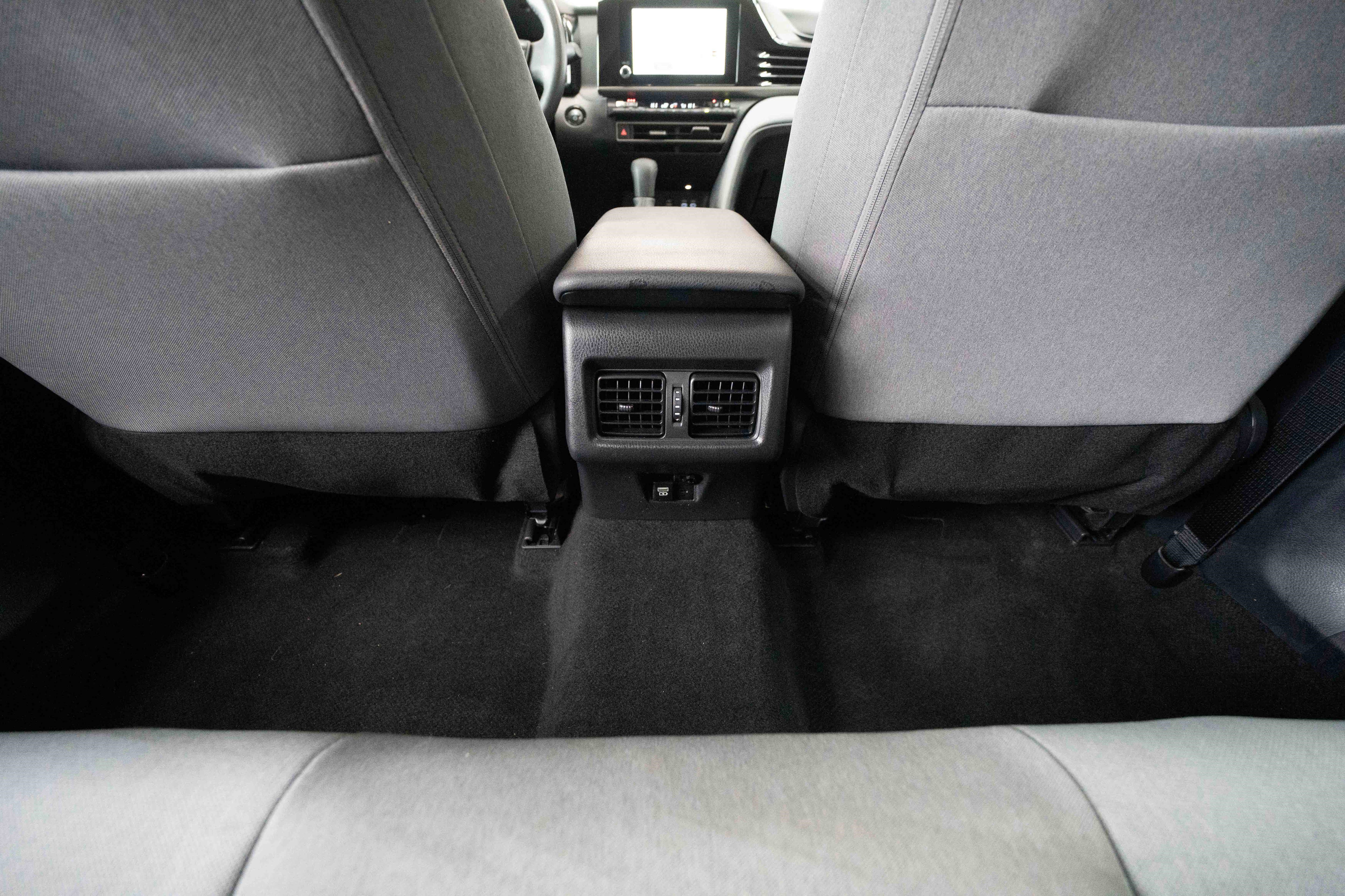 Used 2025 Toyota Camry LE w/ Convenience Package image 22