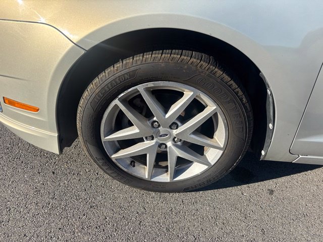 Used 2010 Ford Fusion SEL FWD image 9