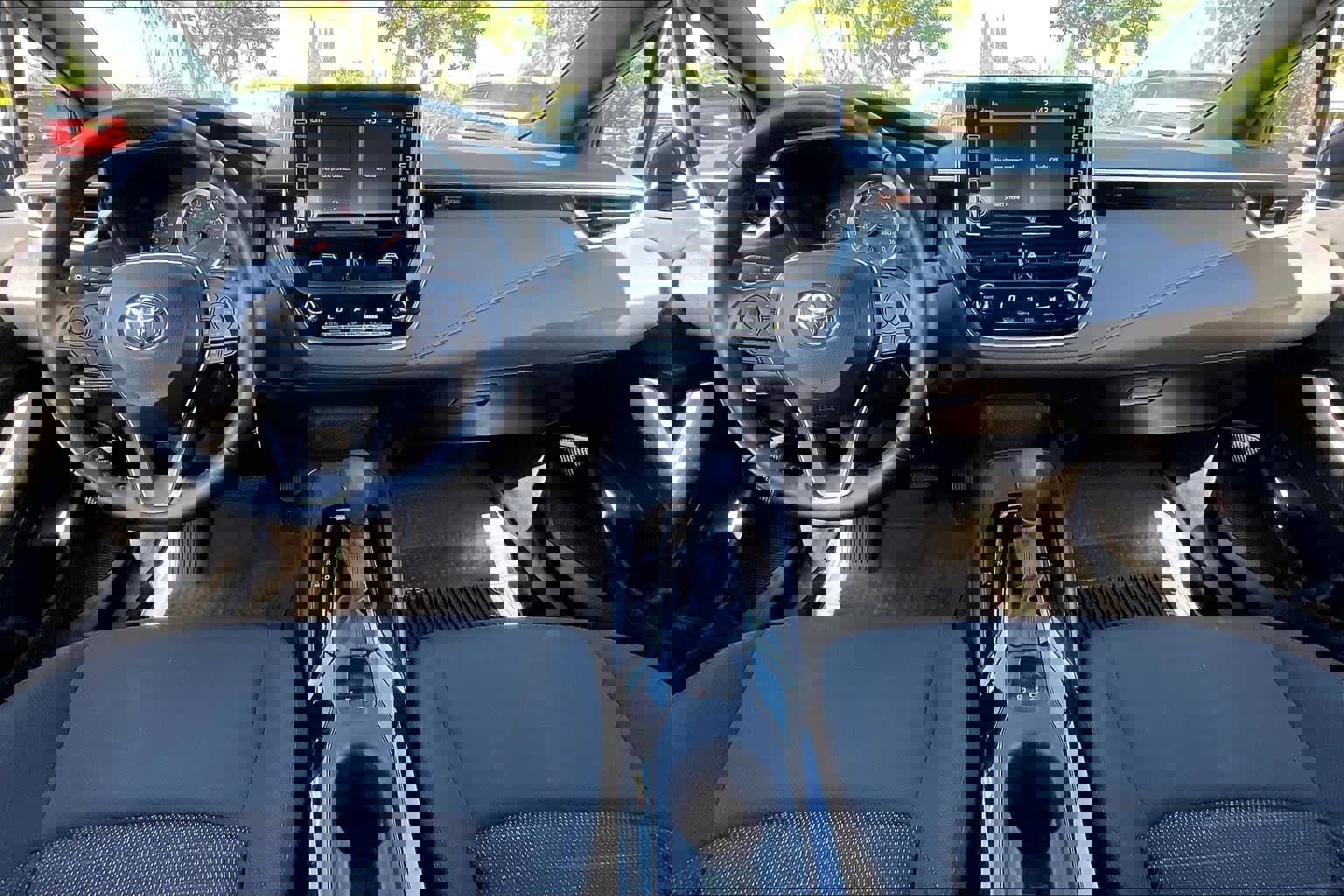 Used 2020 Toyota Corolla SE image 14