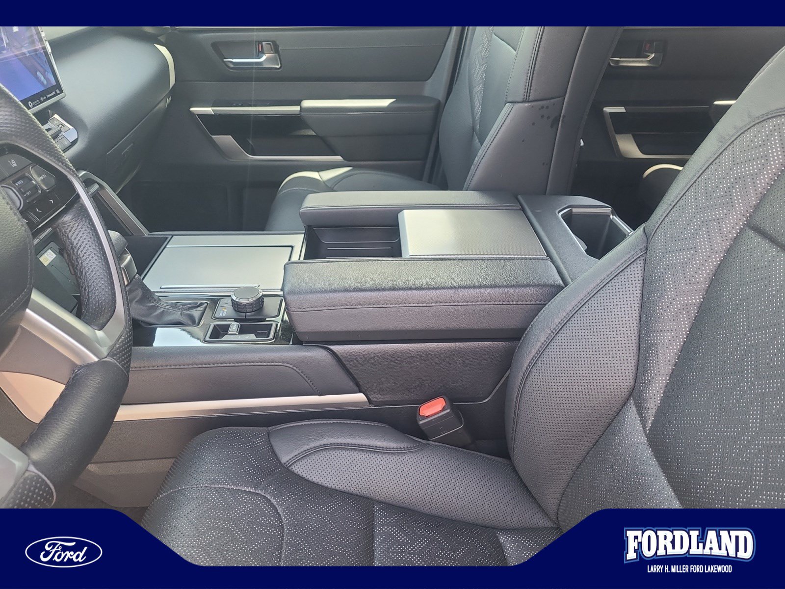 Used 2023 Toyota Sequoia Limited AWD/4WD image 15