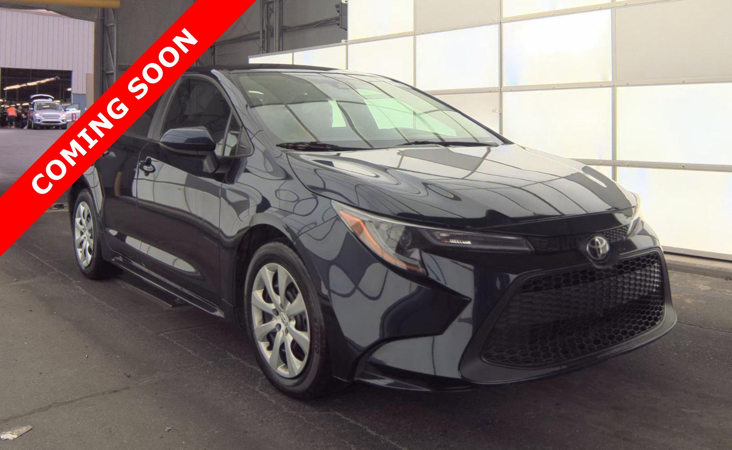 Used 2022 Toyota Corolla LE FWD image 3