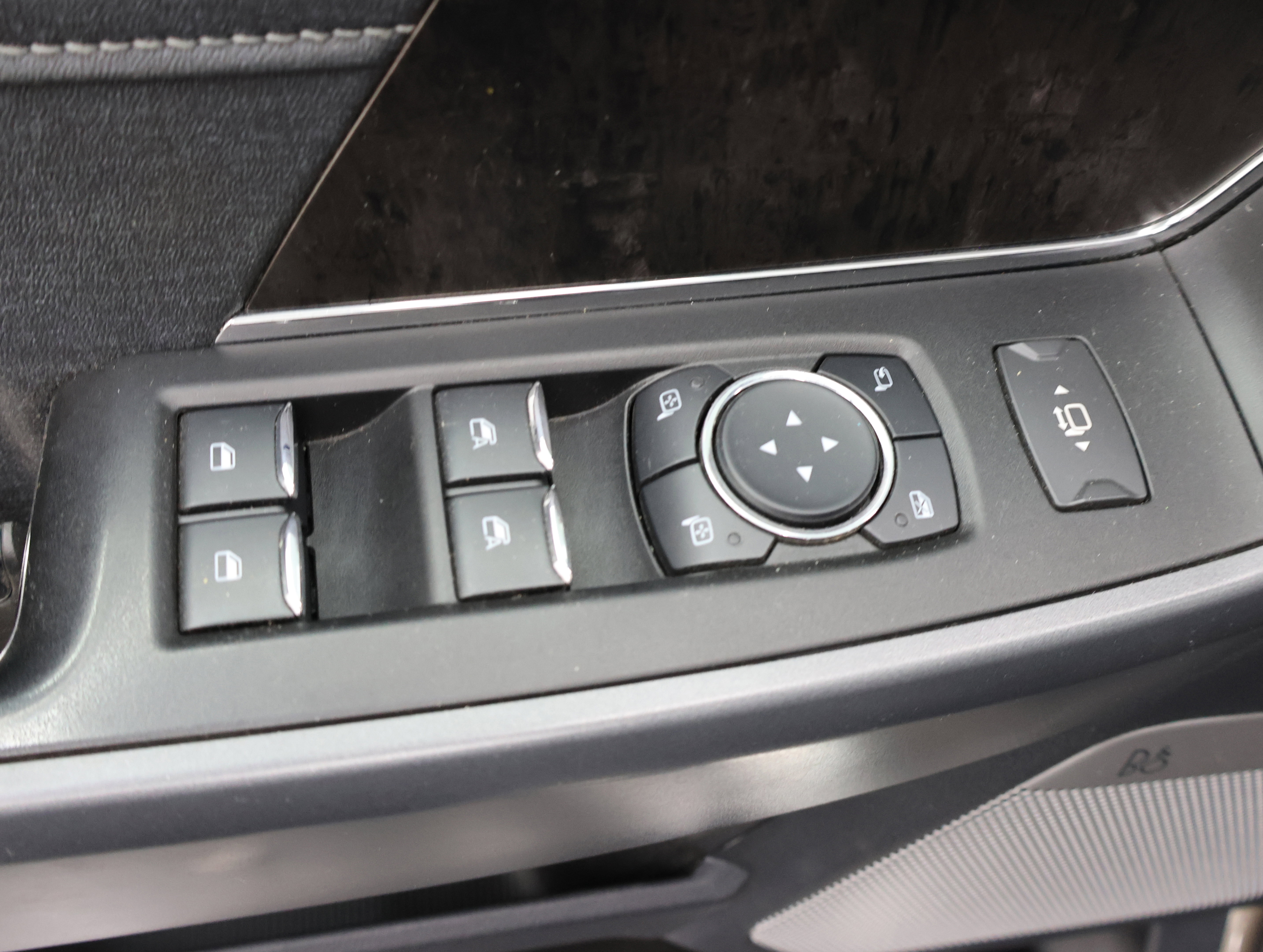 Used 2023 Ford F350 Lariat w/ Chrome Package AWD/4WD image 40