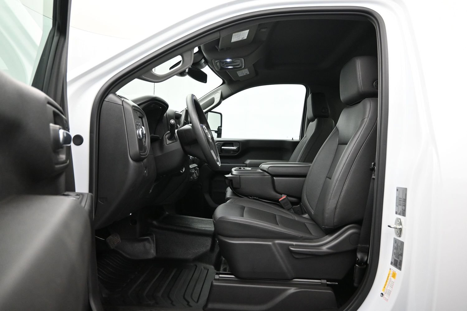 Used 2024 GMC Sierra 2500 Pro w/ Convenience Package RWD image 9