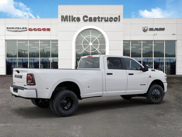 New 2026 RAM 3500 Big Horn AWD/4WD image 5