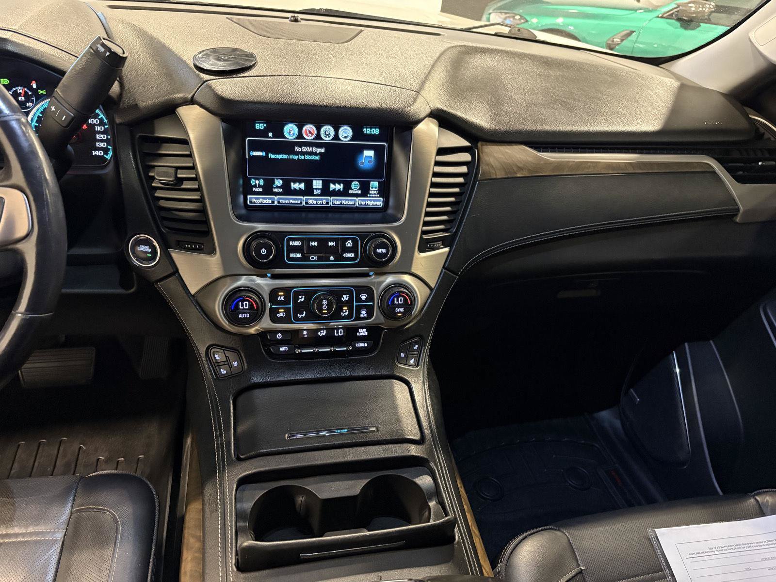 Used 2018 GMC Yukon Denali AWD/4WD image 17