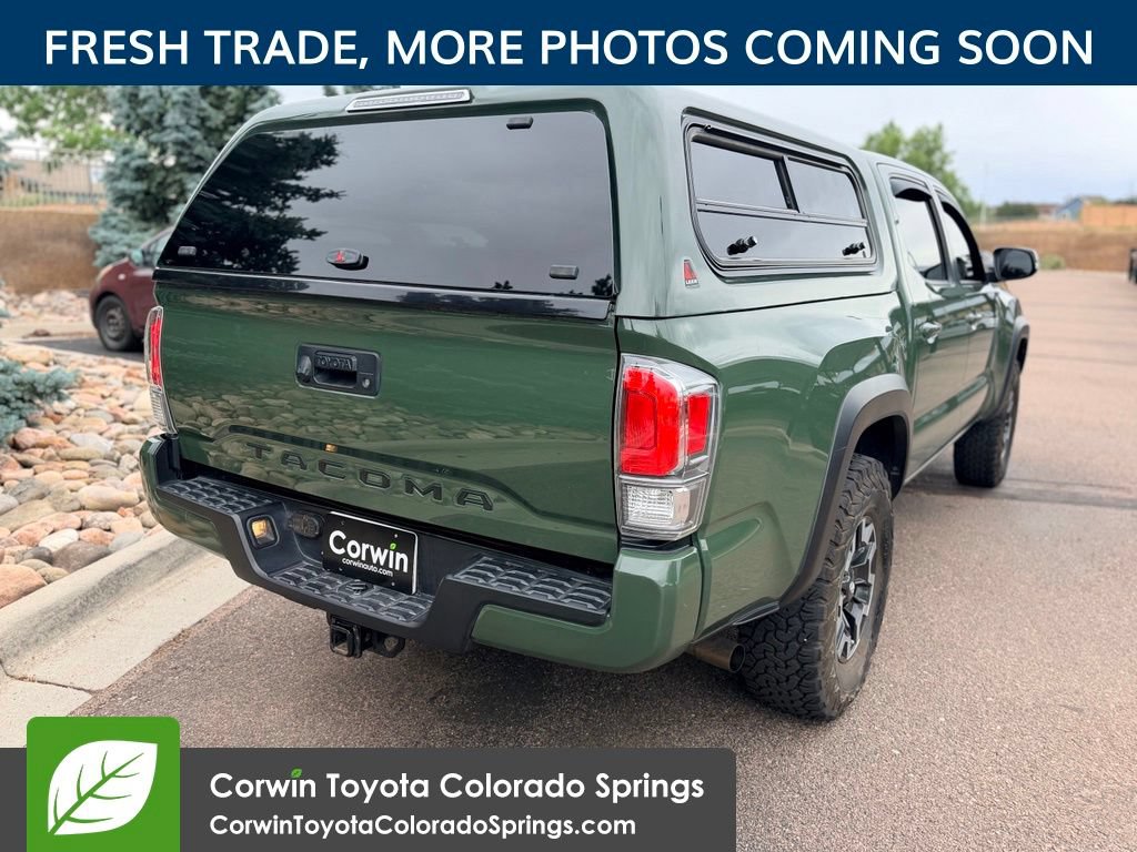 Used 2022 Toyota Tacoma TRD Off-Road w/ TRD Premium Off Road Package AWD/4WD image 9