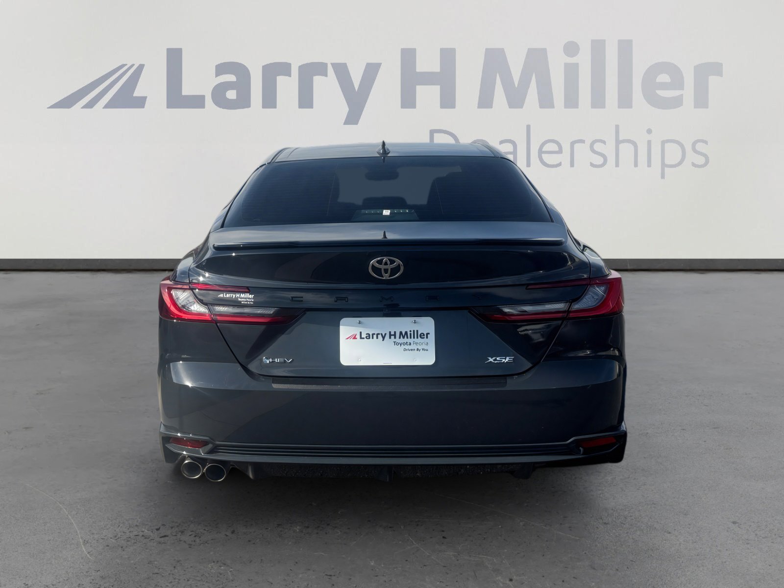 Used 2025 Toyota Camry XSE image 4