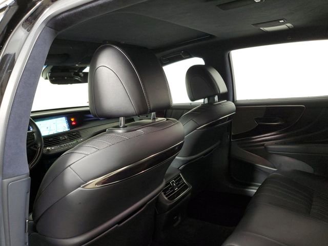 Used 2020 Lexus LS 500 w/ Interior Upgrade Package image 11