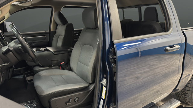 Used 2019 RAM 1500 Big Horn AWD/4WD image 10