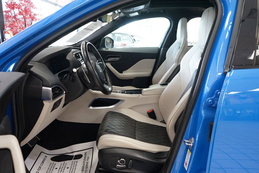 Used 2020 Jaguar F-PACE SVR AWD/4WD image 31