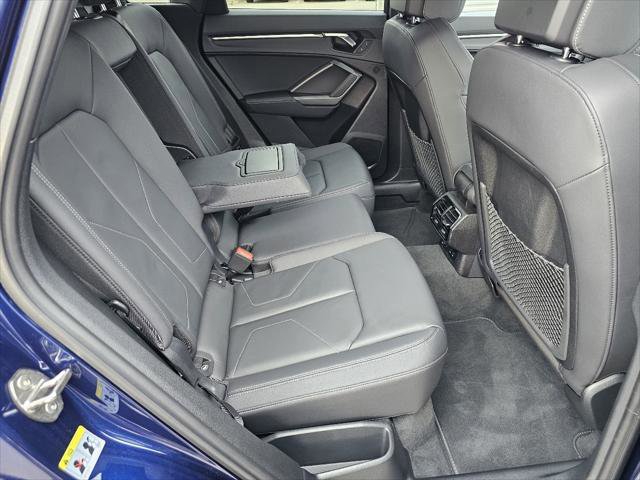 Certified 2025 Audi Q3 2.0T Premium w/ Convenience Package AWD/4WD image 6