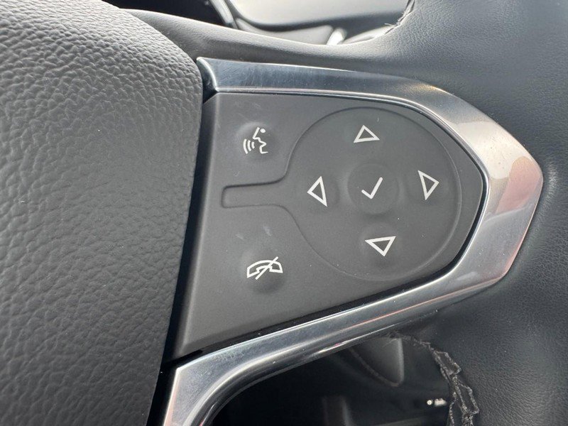 Used 2023 Chevrolet Traverse Premier w/ LPO, Floor Liner Package image 19