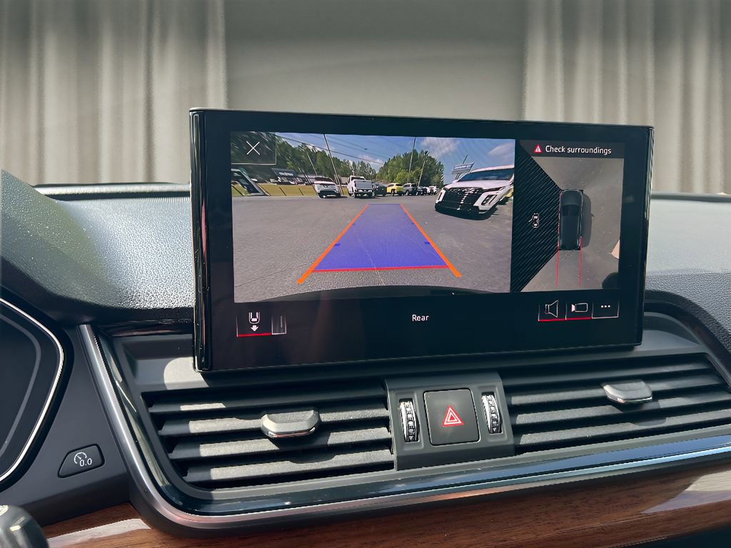 Used 2023 Audi Q5 e Premium Plus w/ Premium Plus Package image 28