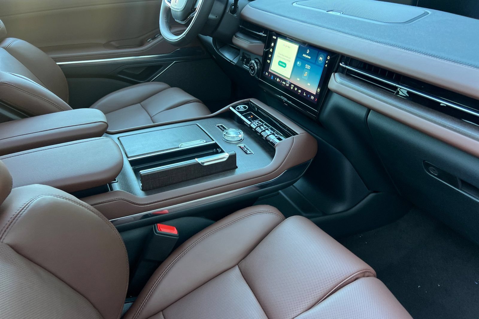 New 2026 Lincoln Navigator L Reserve AWD/4WD image 14