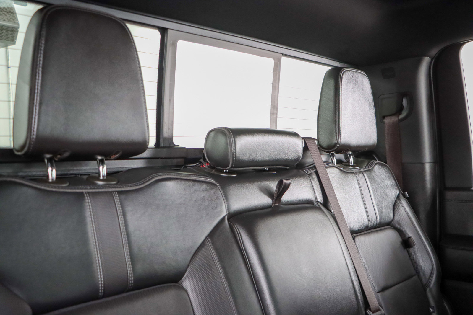 Used 2023 Chevrolet Silverado 2500 High Country w/ Z71 Off-Road Package image 31