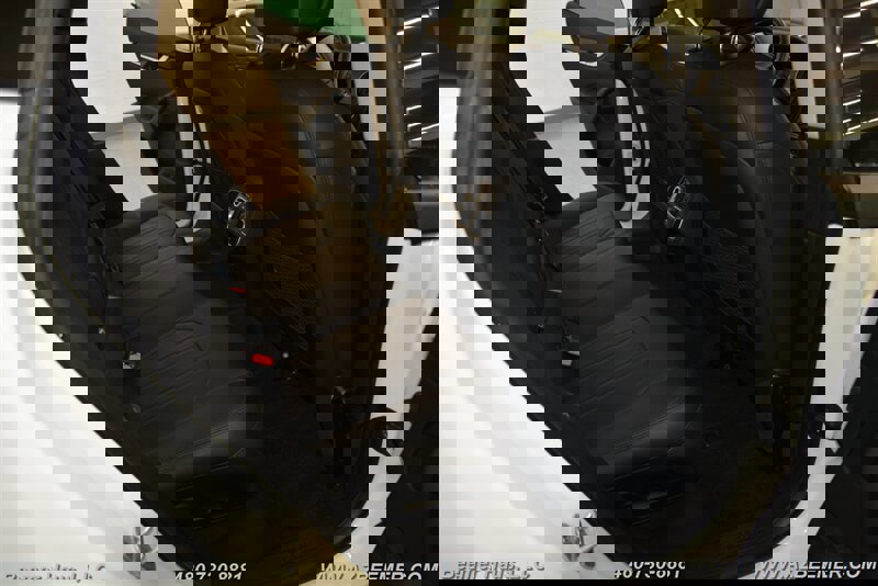 Used 2021 Maserati Levante image 20