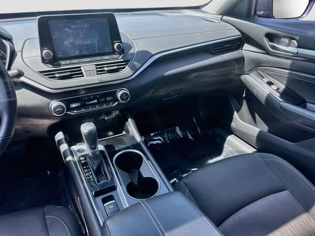 Used 2020 Nissan Altima 2.5 SV FWD image 23