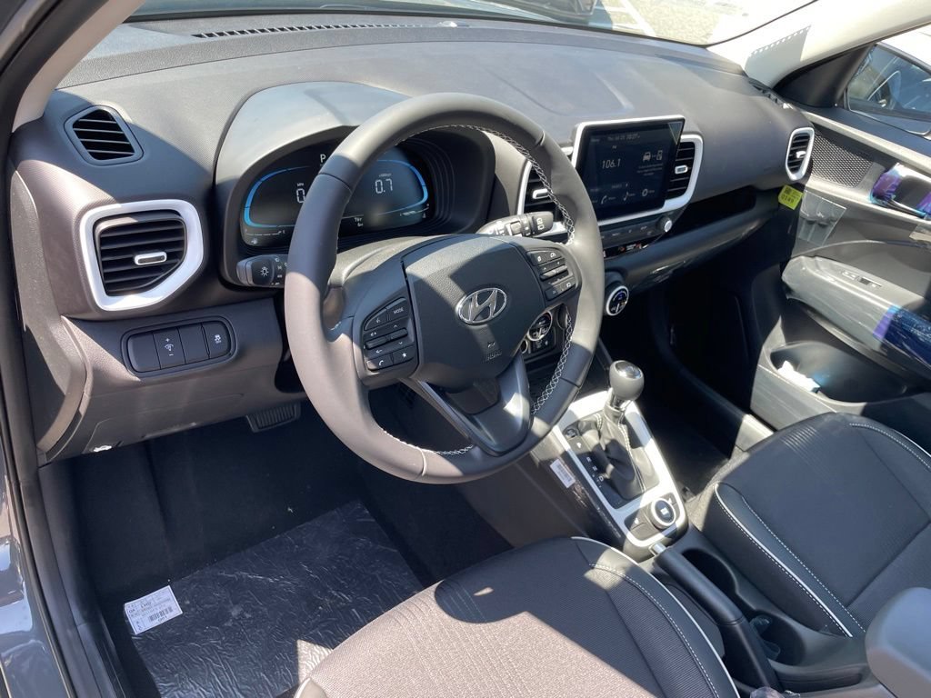 New 2026 Hyundai Venue SEL FWD image 9